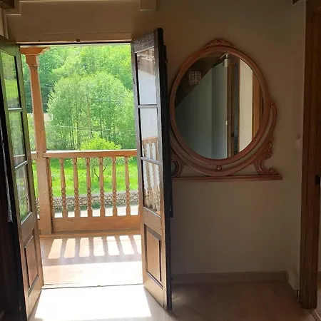 Impeccable 3-Bed House In Cangas De Onis Ferienhaus Onís