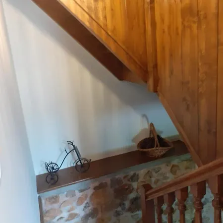 Impeccable 3-Bed House In Cangas De Onis Ferienhaus Onís